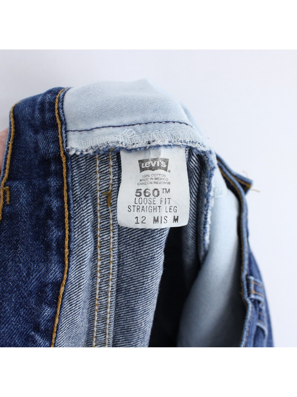 Vintage Levis 560 Jeans Womens 12 Blue Loose Fit Straight Leg High Rise Mom Y2K - Picture 10 of 11